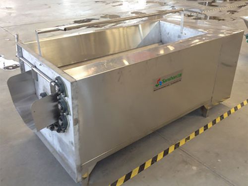 Máquina de lavado y pelado