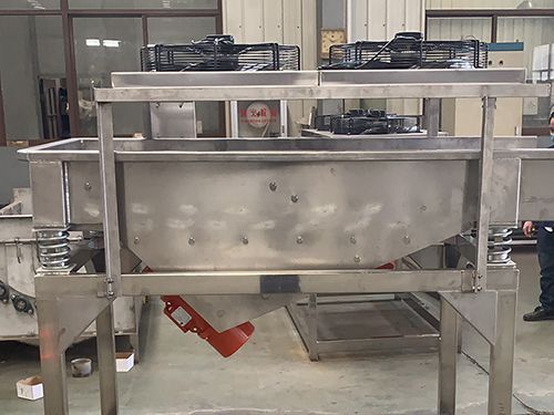 Máquina de Escurrido por Vibración ZTS